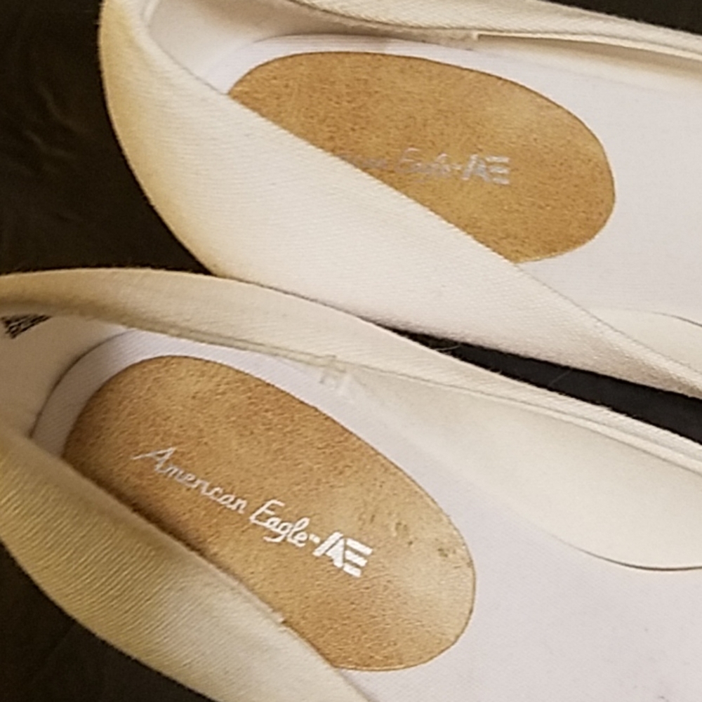 AMERICAN EAGLE WEDGE HEEL SHOES - Picture 4 of 7